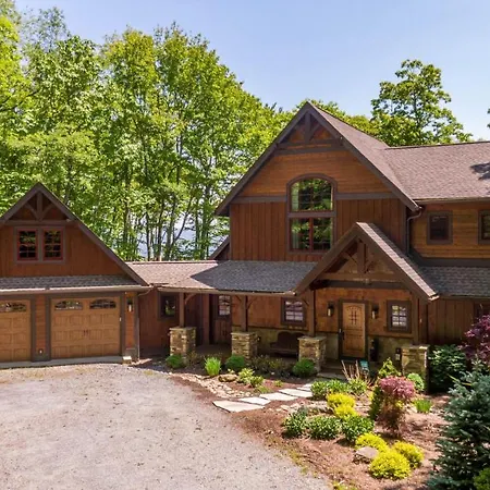 Eagles Landing At Eagles Nest Villa